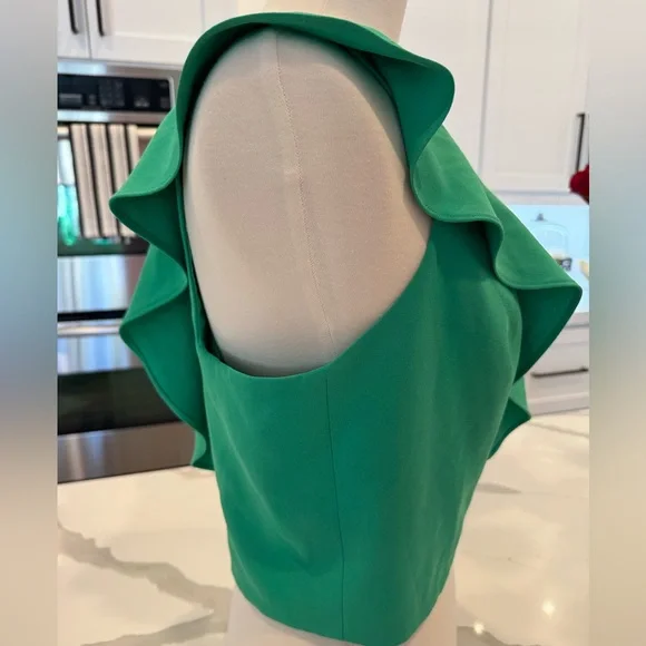 Alice + Olivia Green Flutter Sleeve Crop Tank 12 - Picture 4 of 10